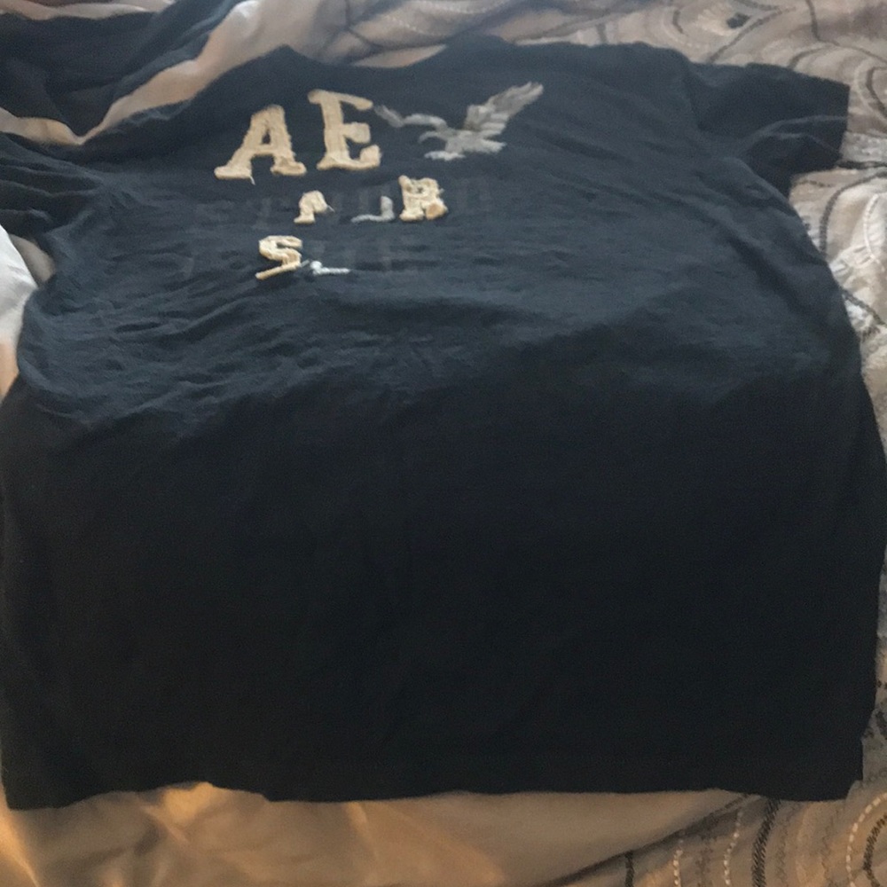 American Eagle men’s medium short sleeve